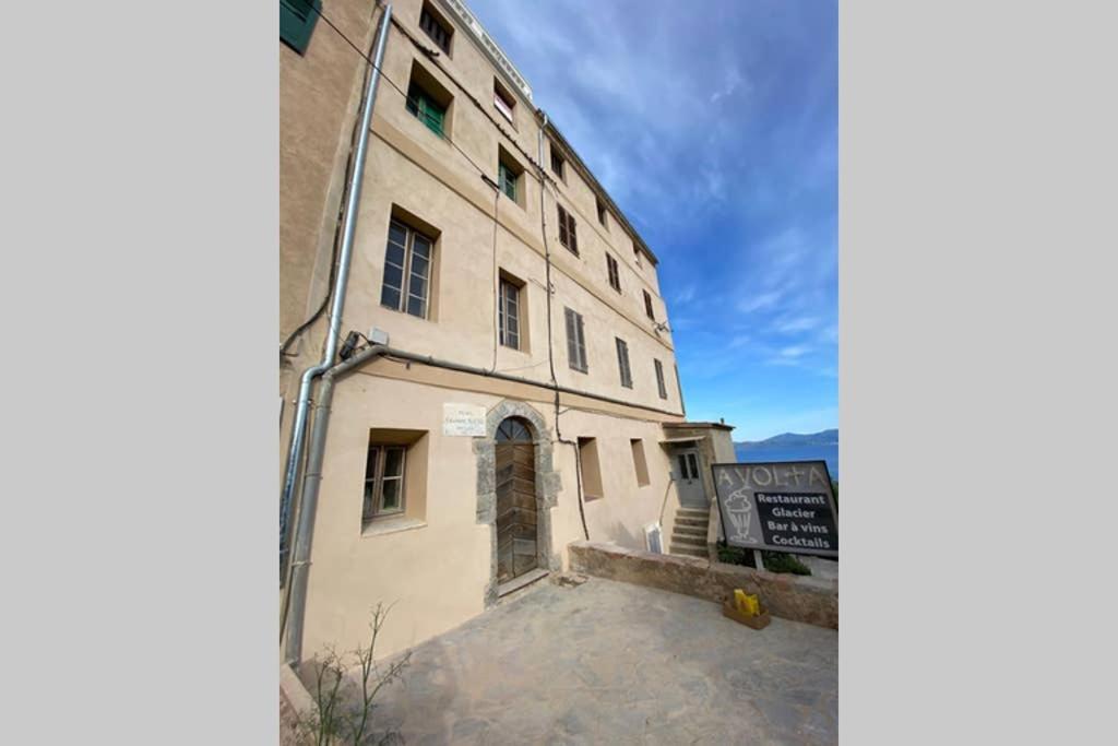 Cargese, Appartement De Charme Surplombant Le Port Екстериор снимка
